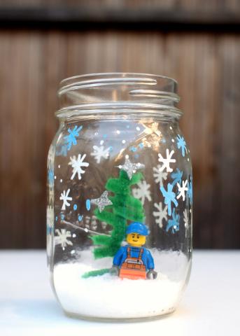 holiday snow globe